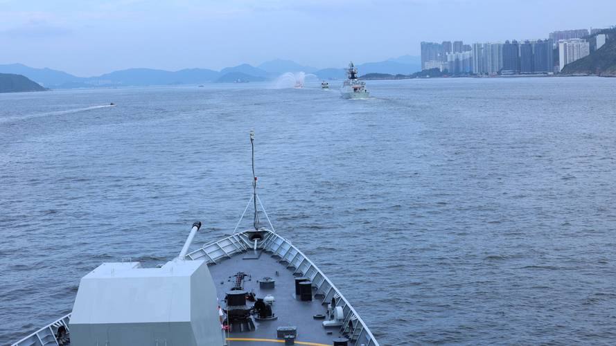 新澳2025今晚特马开奖号码和山东舰离开香港与山东舰离开香港时间